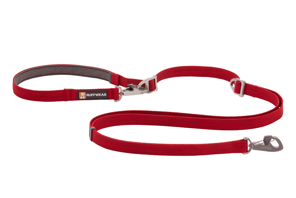 Switchbak Leash in Red Sumac (607)