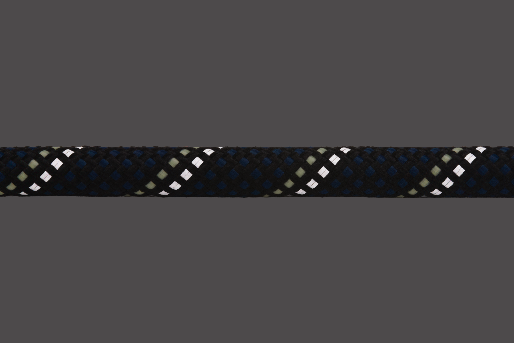 Obsidian Black (001)